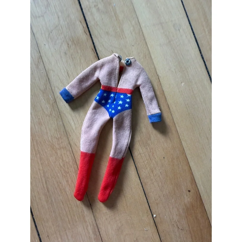 Vintage 1973 Mego Wonder Woman Doll for Parts/Restoration – Original Outfit‎
